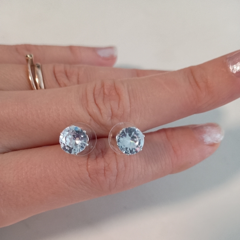 New Moissanite Simulation Silver Earrings With Gift Box 🎁